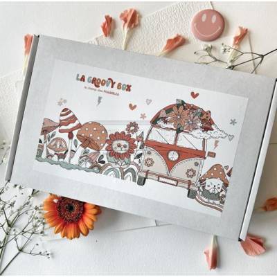 Groovy Box - Peace & Love - Chou & Flowers